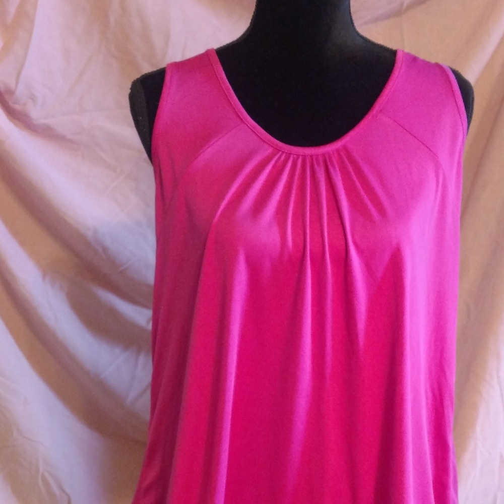 Pink tank top